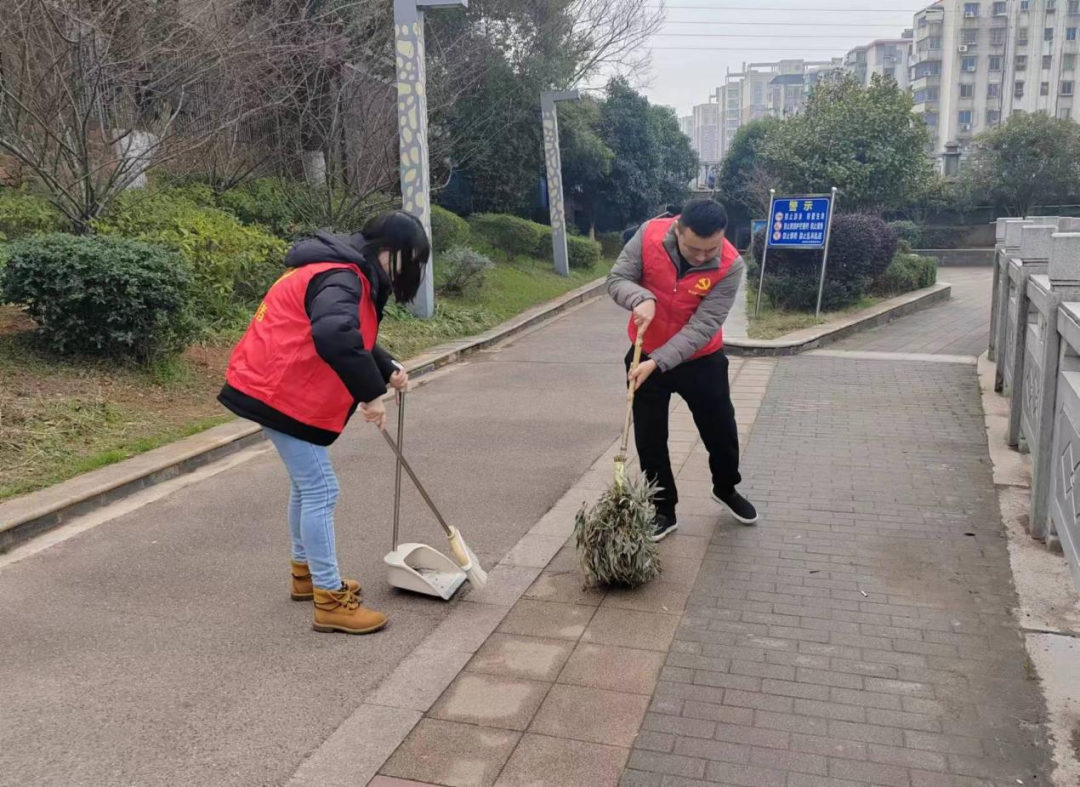 贛農(nóng)集團(tuán)組織開展學(xué)雷鋒志愿服務(wù)活動(dòng)