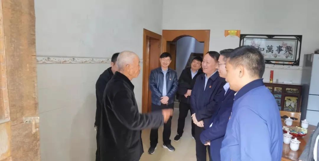 集團(tuán)機(jī)關(guān)第一支部開展黨建共建主題黨日活動(dòng)