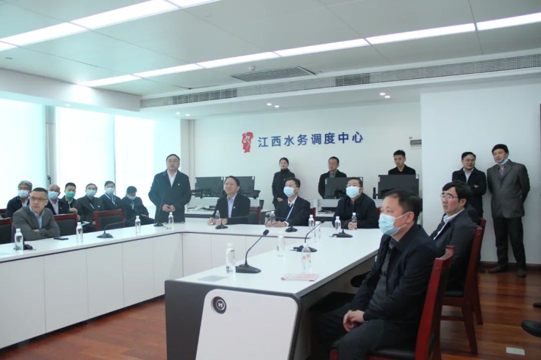 省國資委黨委基層黨建“三化”建設(shè)推進(jìn)會(huì)與會(huì)代表來省水投集團(tuán)現(xiàn)場(chǎng)觀摩黨建工作