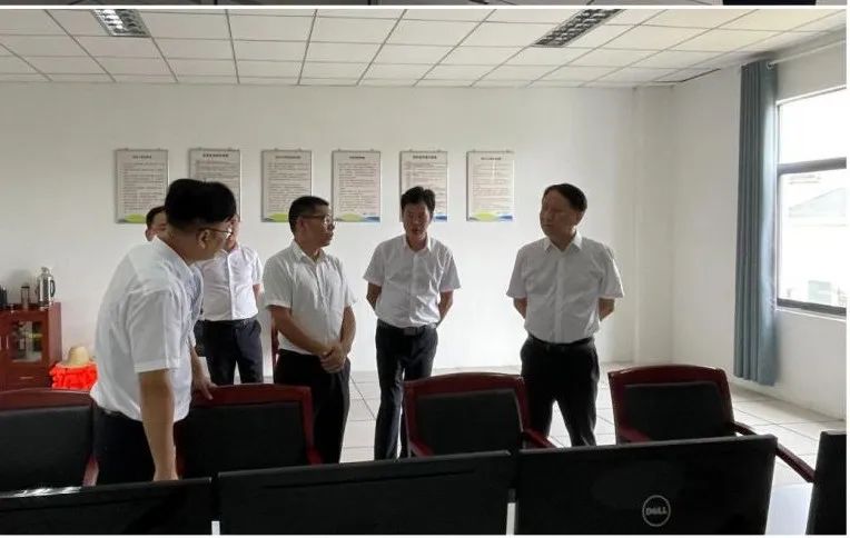 謝德強(qiáng)一行深入集團(tuán)下屬企業(yè)調(diào)研