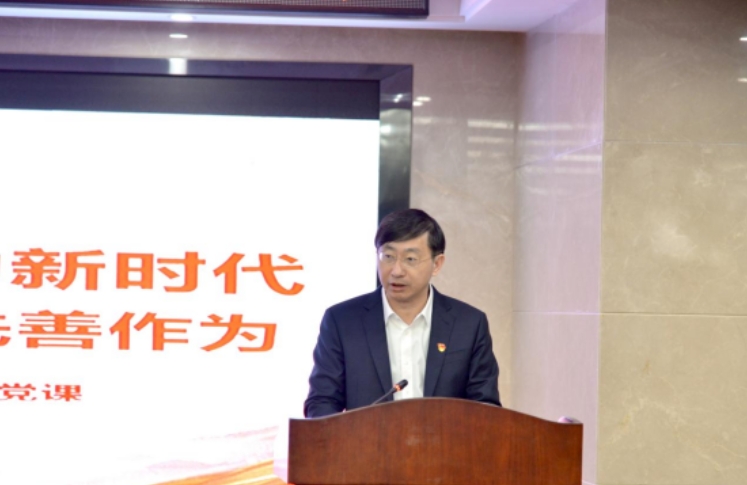 鄒洪講授學(xué)習(xí)貫徹習(xí)近平總書記考察江西重要講話精神專題黨課