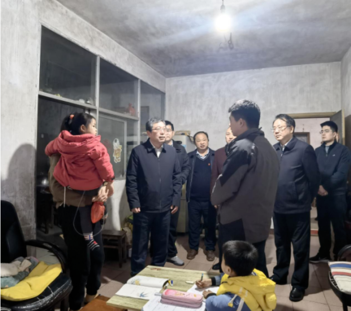歲寒情暖 濃濃關(guān)懷丨春節(jié)前夕集團(tuán)領(lǐng)導(dǎo)深入基層走訪慰問
