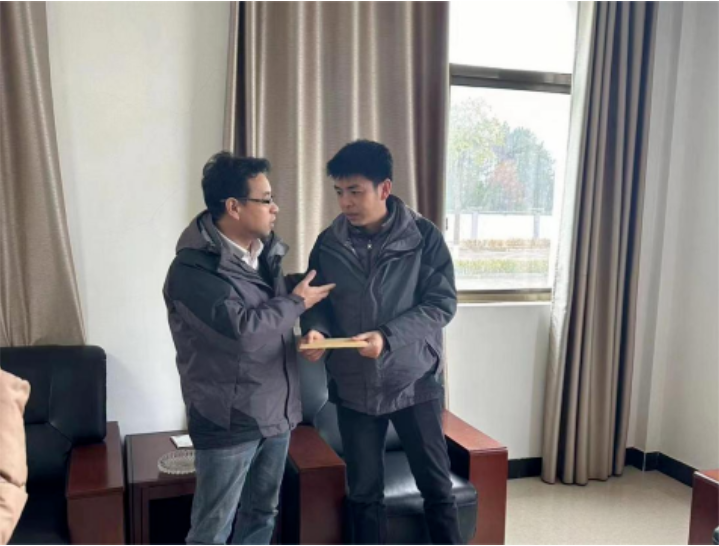 歲寒情暖 濃濃關(guān)懷丨春節(jié)前夕集團(tuán)領(lǐng)導(dǎo)深入基層走訪慰問