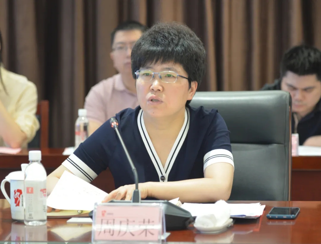 鄒洪會見湖北水利發(fā)展集團(tuán)黨委書記、董事長周慶榮一行