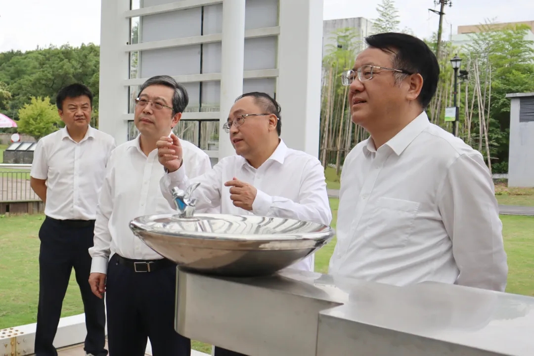 鄒洪深入景德鎮(zhèn)水務(wù)調(diào)研