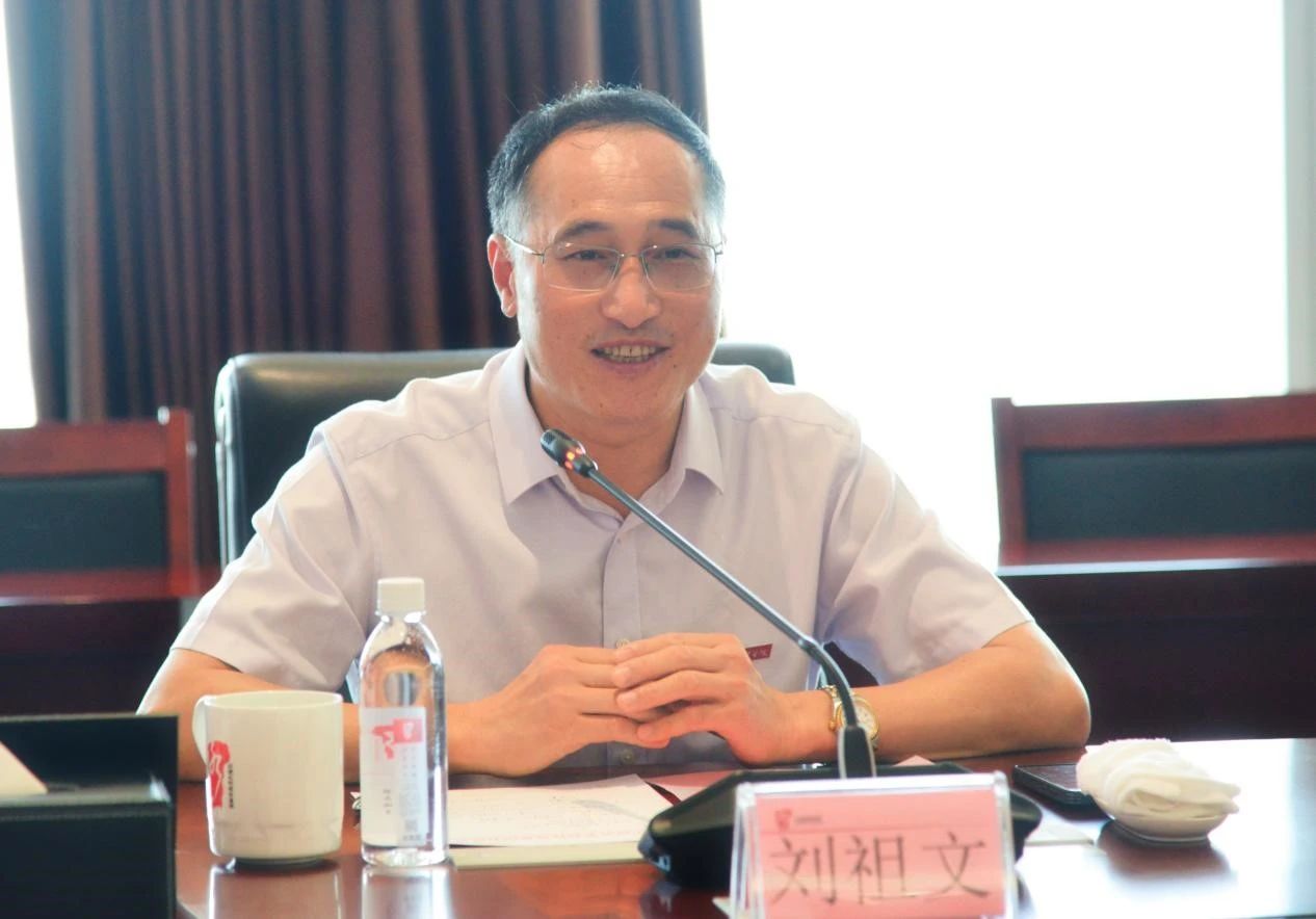 省水投集團(tuán)與南昌工程學(xué)院舉行戰(zhàn)略合作暨研究生聯(lián)合培養(yǎng)工作站協(xié)議簽約儀式