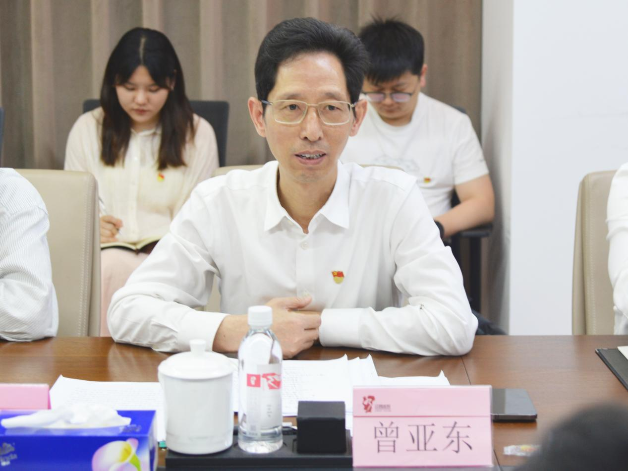 曾亞東深入江河信息督導(dǎo)并上專題黨課