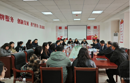 青春贛勤 共話發(fā)展丨贛勤集團召開青年座談會