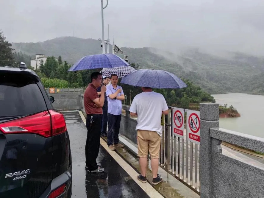 打好防汛“組合拳” 筑牢防汛“安全堤” ｜江西水投人在行動(dòng)（三）