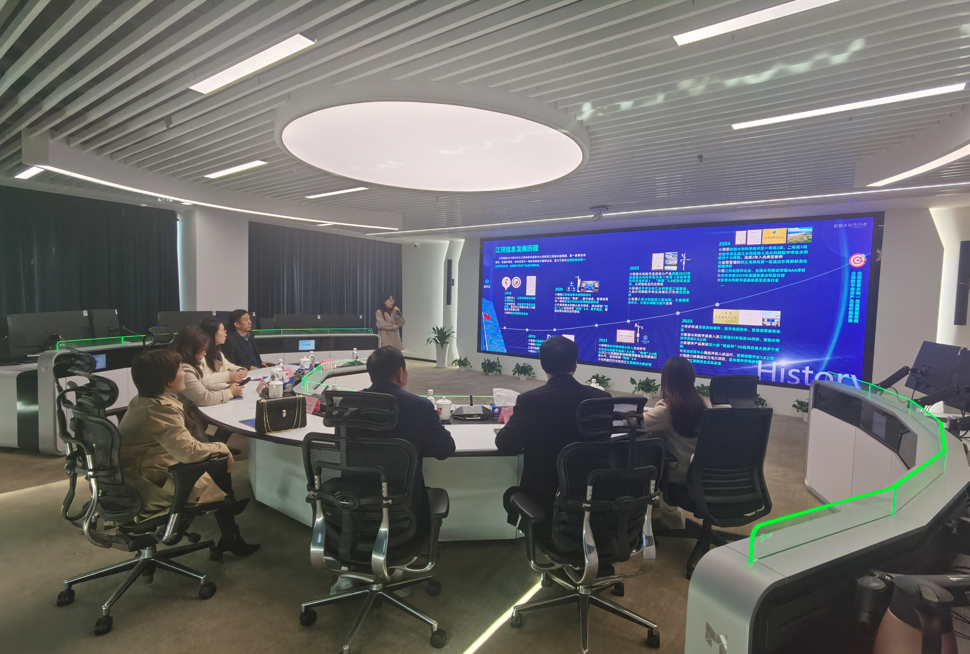 省水投集團(tuán)與三川集團(tuán)開展產(chǎn)改結(jié)對交流活動