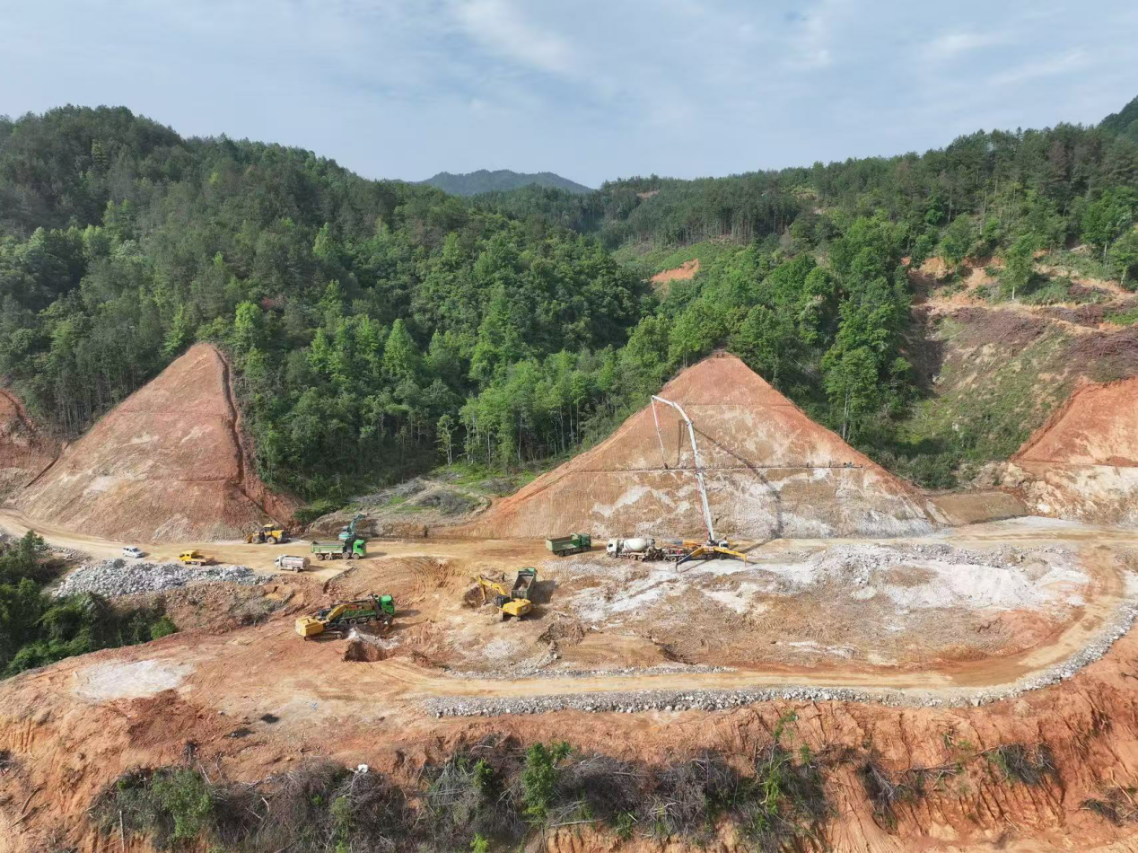 建設集團南城縣倉前水庫工程項目建設“火熱”推進