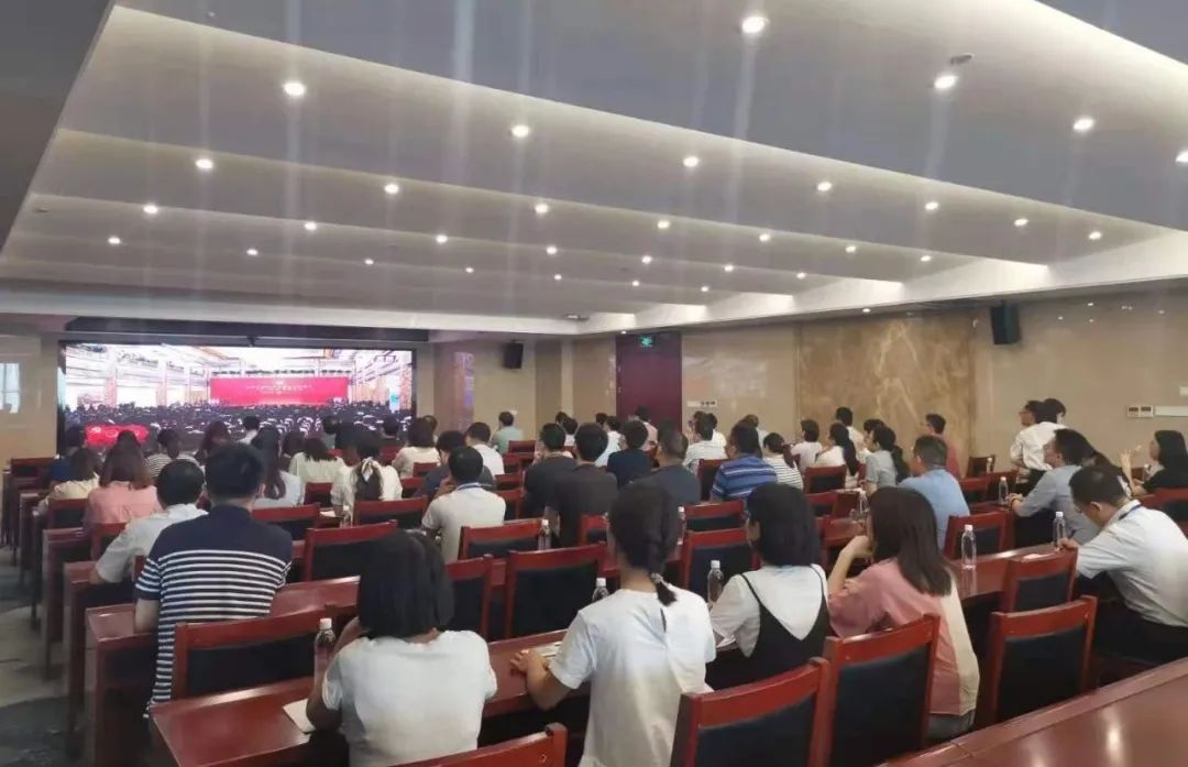 省水投集團組織集中收看“七一勛章” 頒授儀式