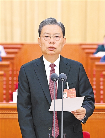 十四屆全國人大二次會議在京閉幕批準(zhǔn)政府工作報(bào)告、全國人大常委會工作報(bào)告等通過新修訂的國務(wù)院組織法 習(xí)近平簽署主席令予以公布習(xí)近平李強(qiáng)王滬寧蔡奇丁薛祥李希韓正等在主席臺就座 趙樂際主持并講話